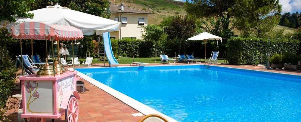 Hotel Giardino San Lorenzo in Campo Exteriör bild